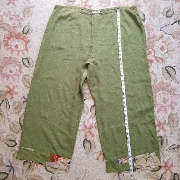 Citron Silk Tunic Top with Asian Motif - Picture 9 of 16